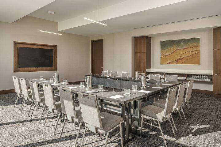 Hyatt Regency Houston / Galleria