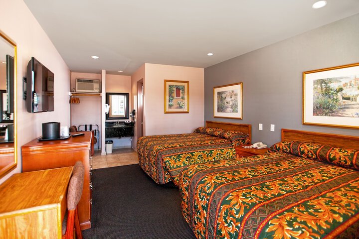 Room 31 of 33