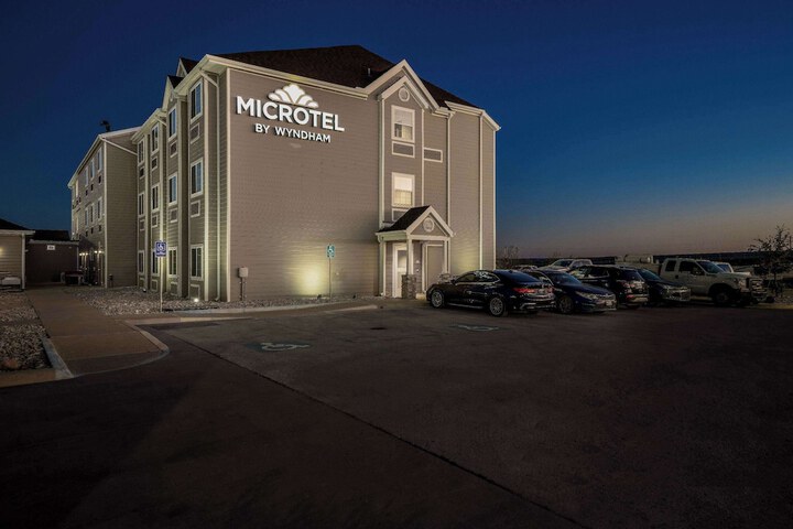 Microtel Inn & Suites by Wyndham Sweetwater
