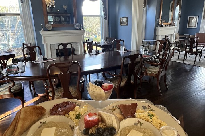 Breakfast/Coffee Service 126 of 142