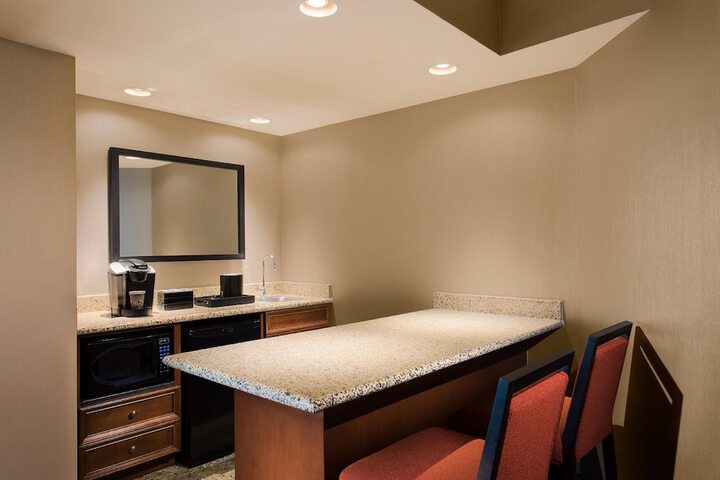 Embassy Suites by Hilton Dallas Frisco Hotel & Convention Center