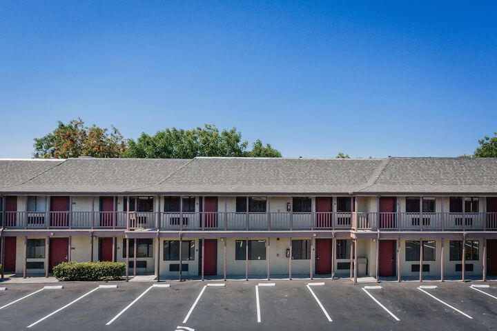 Hotel 15 of 41