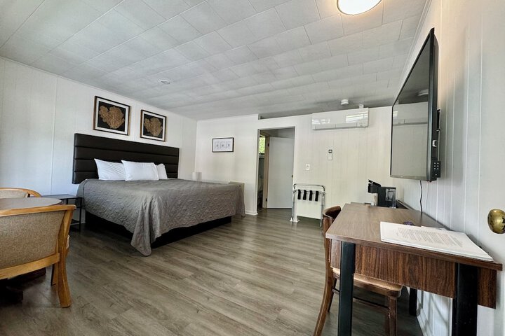 Mount Coolidge Motel
