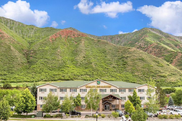 Quality Inn & Suites on the River