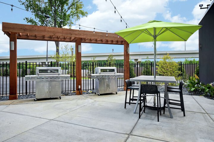 Terrace/Patio 39 of 44