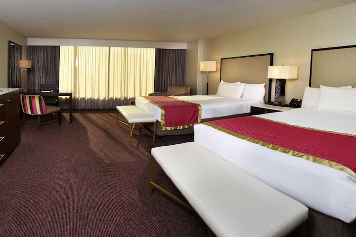 Room 6 of 35