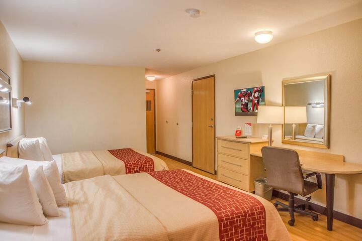 Room 16 of 28