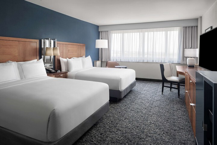 The Alloy King of Prussia - a DoubleTree by Hilton
