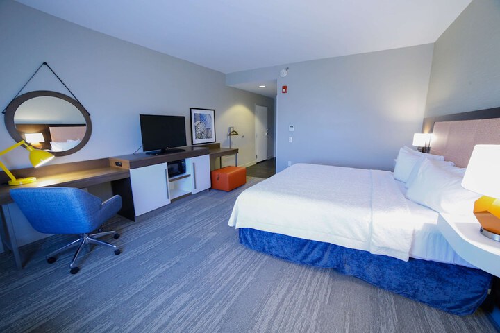 Room 20 of 35
