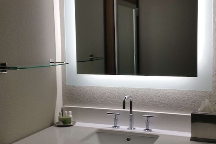 Room 15 of 35