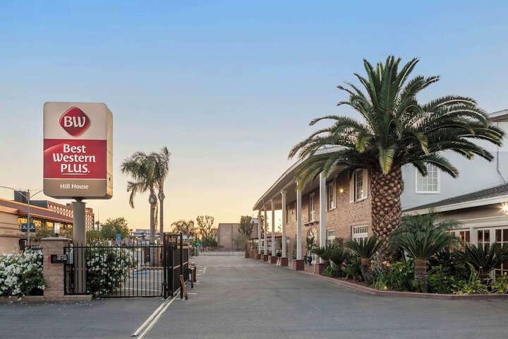 Hotel 3 of 42