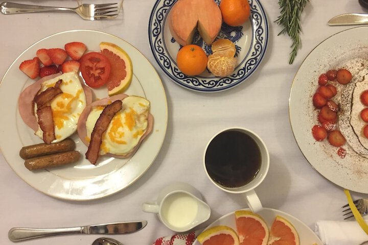 Breakfast/Coffee Service 68 of 73