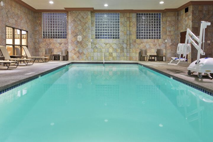 Pool 8 of 64
