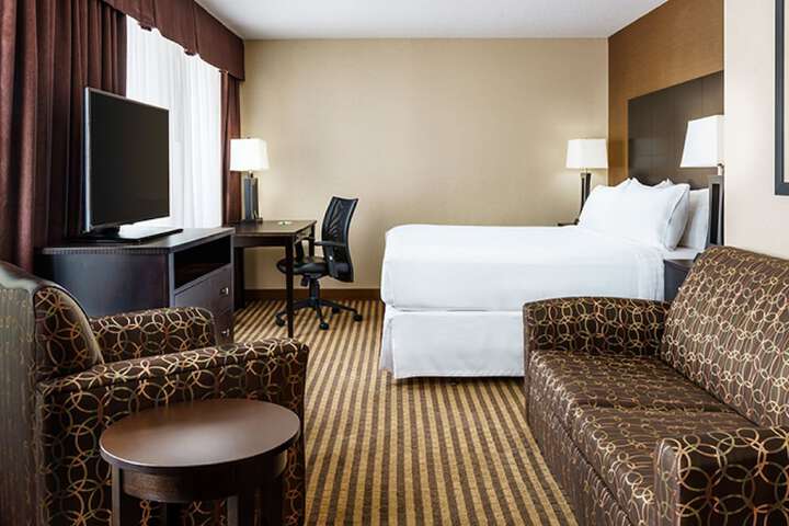Room 9 of 21