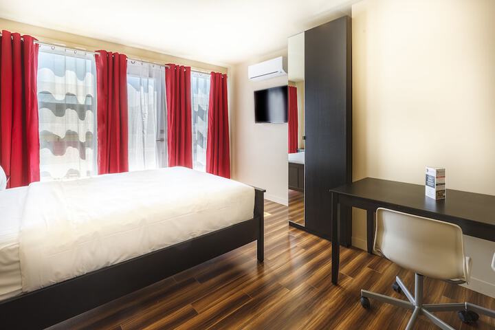 Room 20 of 66