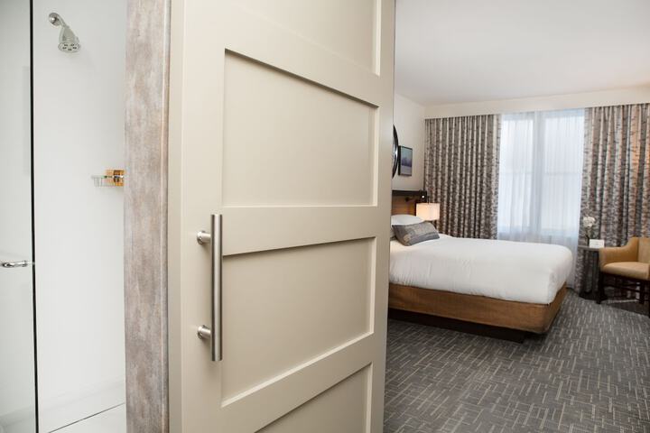 Room 9 of 43
