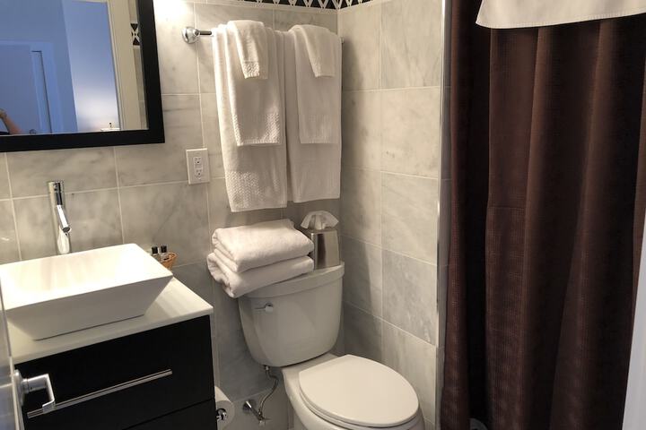 Room 127 of 235