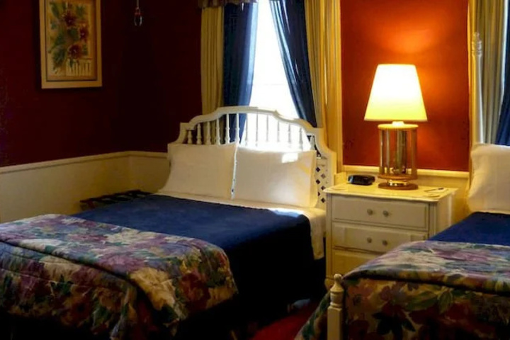 Americus Garden Inn