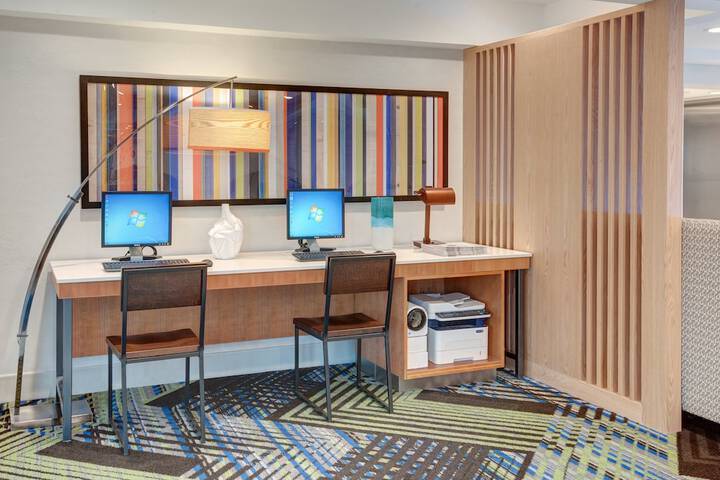 Holiday Inn Express Hotel & Suites West Long Branch by IHG