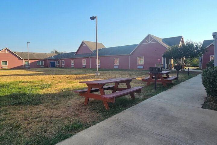 Dilley Motor Inn