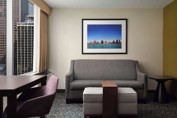 Room 14 of 36