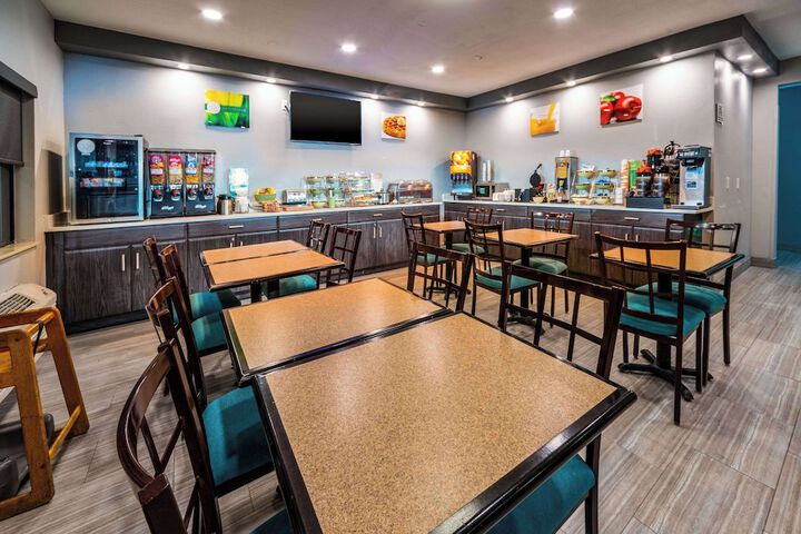 Quality Inn & Suites Danville East