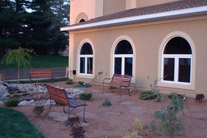 Hotel Exterior 61 of 69