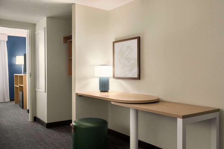 Room 21 of 26