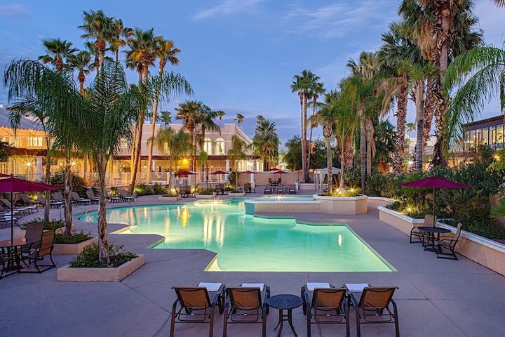 Crowne Plaza Phoenix - Chandler Golf Resort by IHG