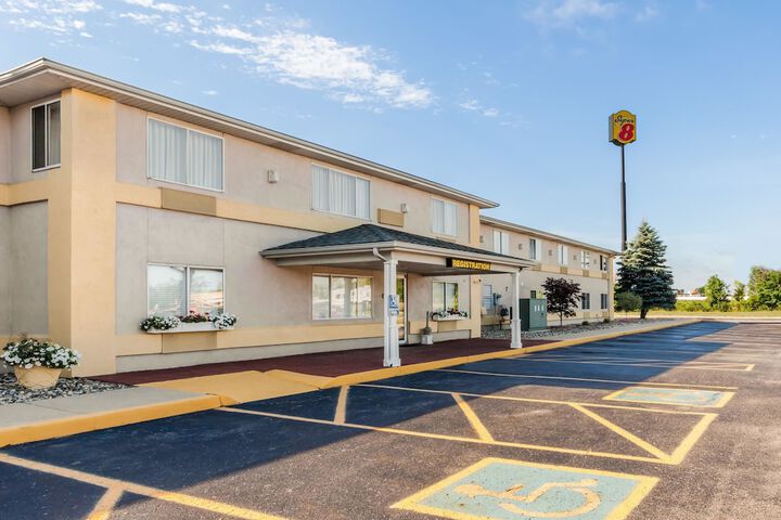Hotel 1 of 14