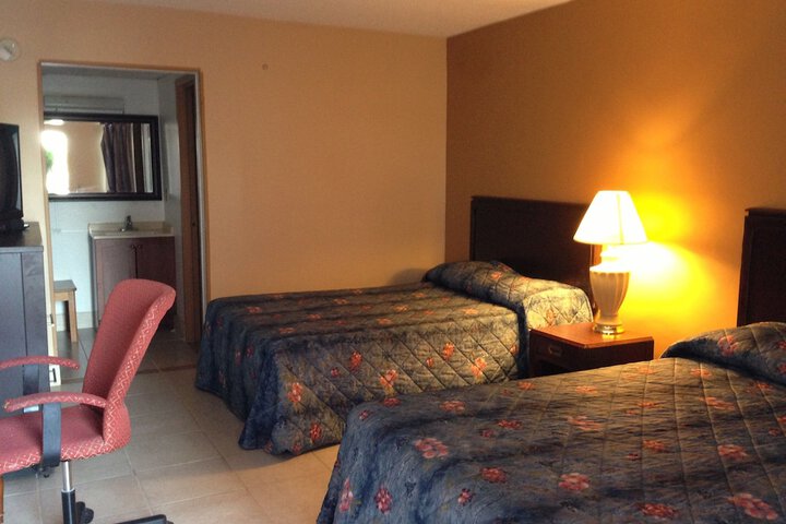 Room 13 of 39