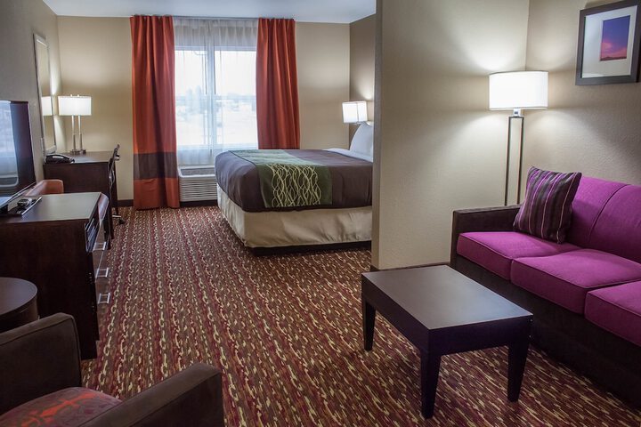 Room 32 of 73