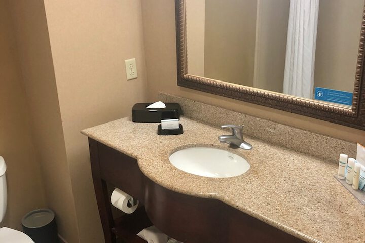 Hampton Inn & Suites Norfolk-Airport