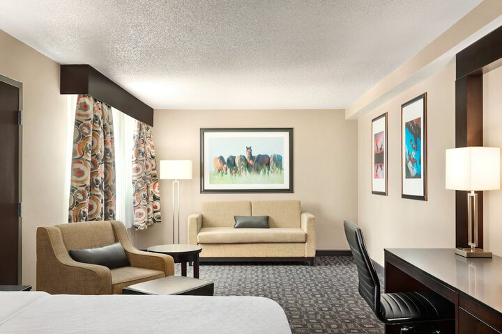 Room 43 of 84