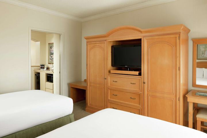 Room 26 of 59