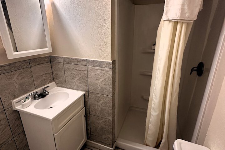 Room 79 of 299