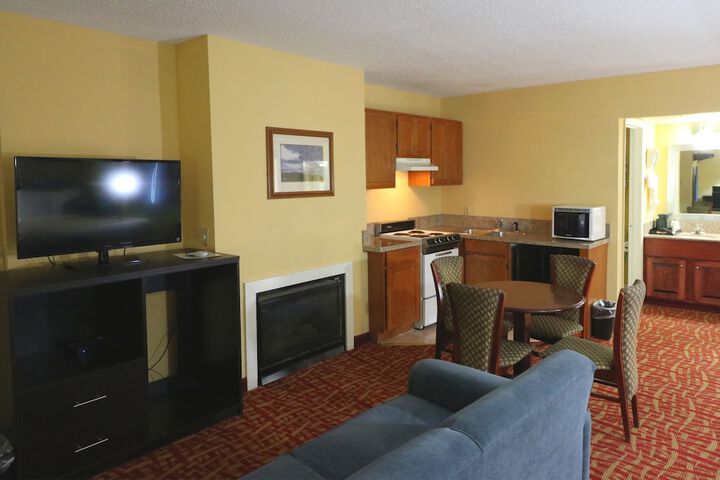 Room 16 of 50