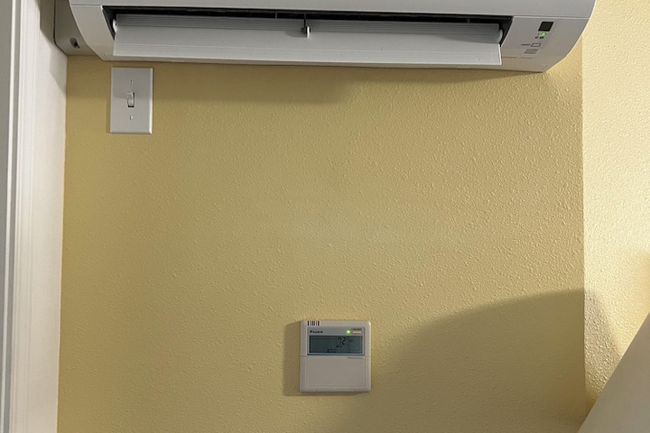 Room 67 of 143