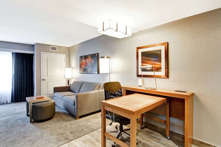 Room 26 of 60
