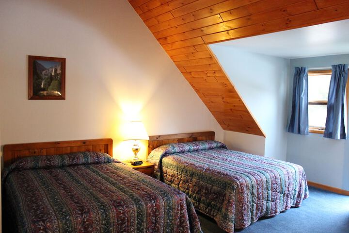 Nootka Lodge