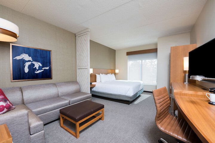 Room 16 of 39