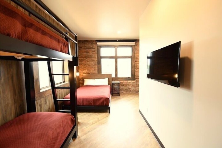 Crosby Lofts