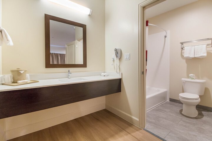 Room 20 of 40