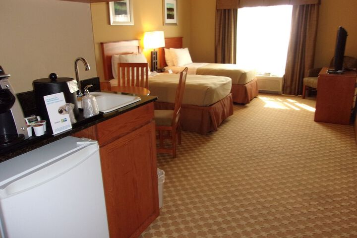 Room 10 of 42