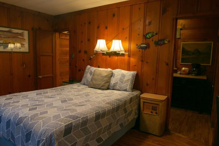 Room 204 of 236