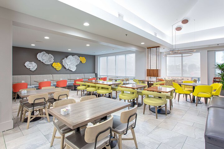 Hilton Garden Inn Orange Beach Beachfront