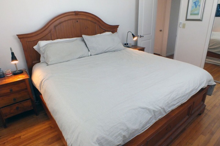Room 60 of 184