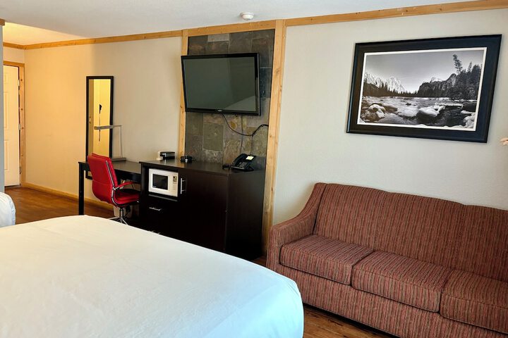 Americas Best Value Inn Wall