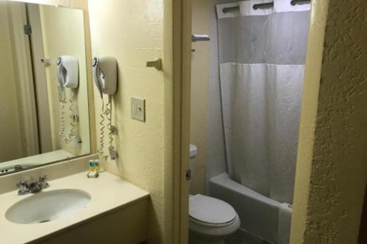 Budget Inn Arcola