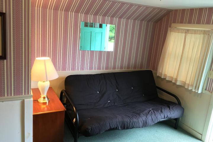 Room 24 of 54